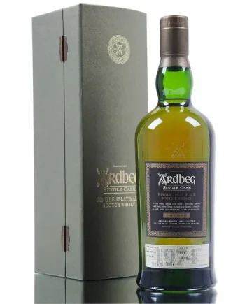 Ardbeg 1974 / Single Cask 2743 / 31 Year Old