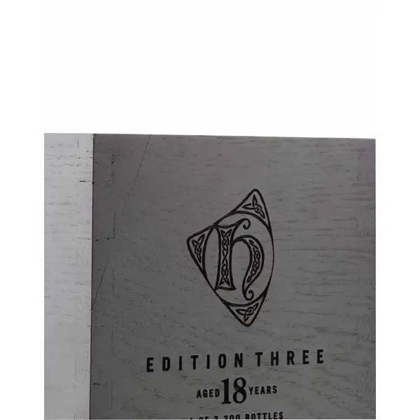 Highland Park Earl Haakon -18 Year Old / Magnus Series