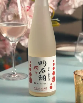 Akashi-Tai Junmai Ginjo Sparkling Sake (30cl)